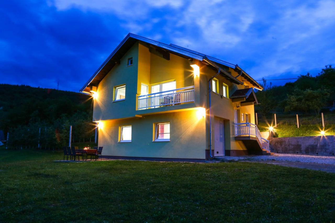 Kuca Za Odmor Plivska Jezera Vila Jajce Exterior foto